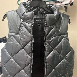 Zanana Brand vest size medium